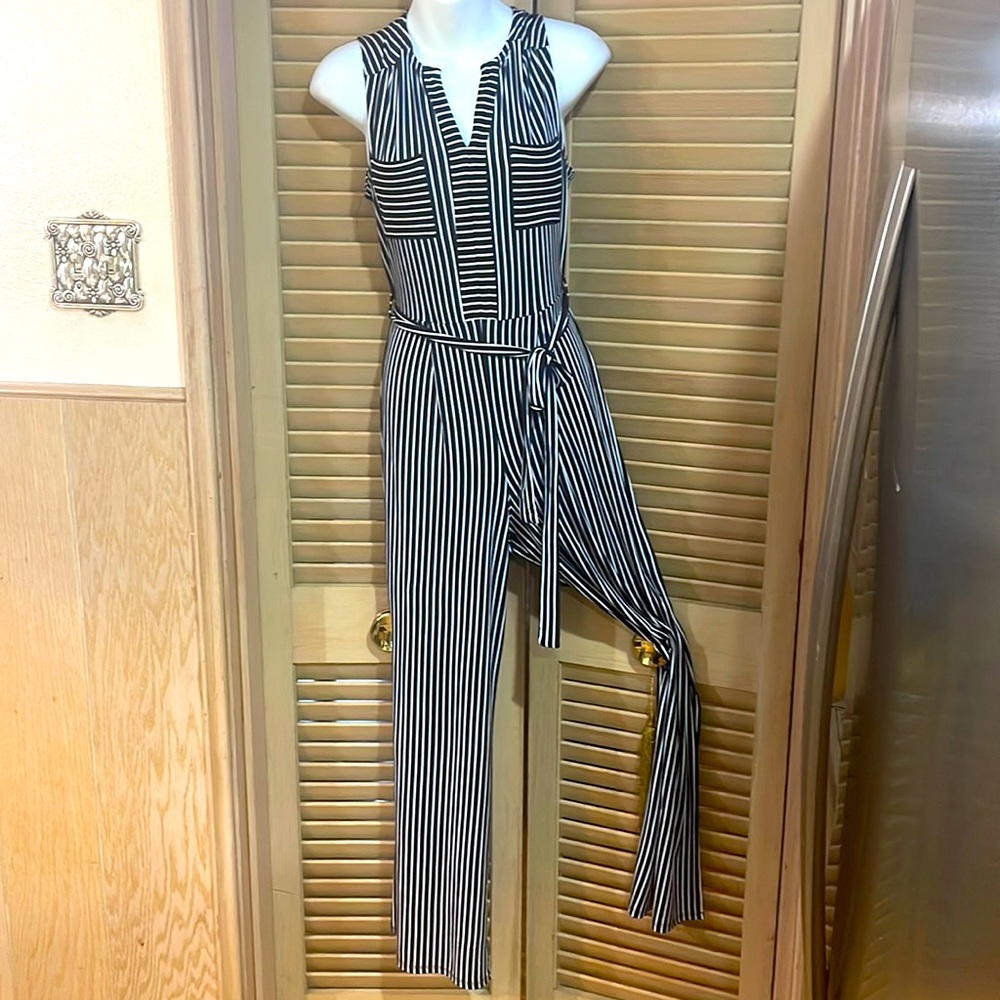 MONTEAU | Stripe Sleeveless Tie Waist Wide Leg Tulip Keyhole Back mid-never wore